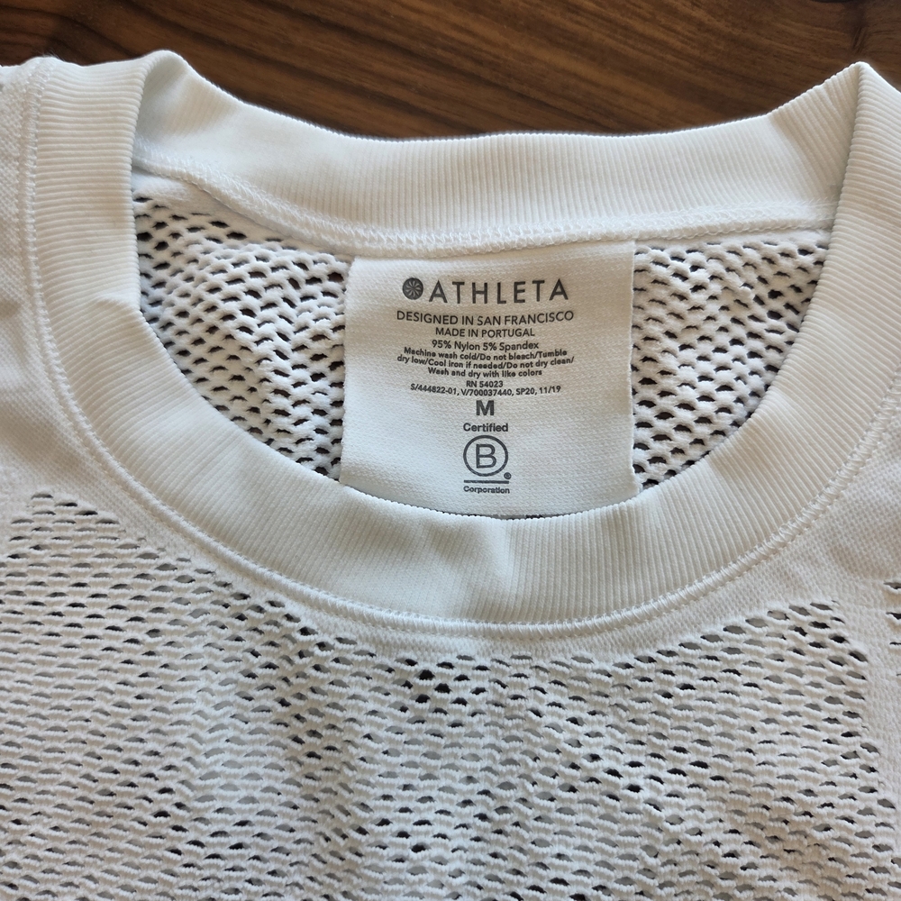 Athleta White Sleeveless Mesh Detail Tank Top- M - Picture 4 of 4